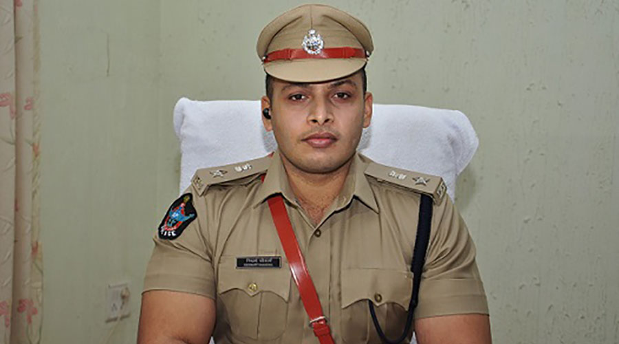 IIM-Indore-Alumnus-Siddharth-Kaushal-IPS-National-Award