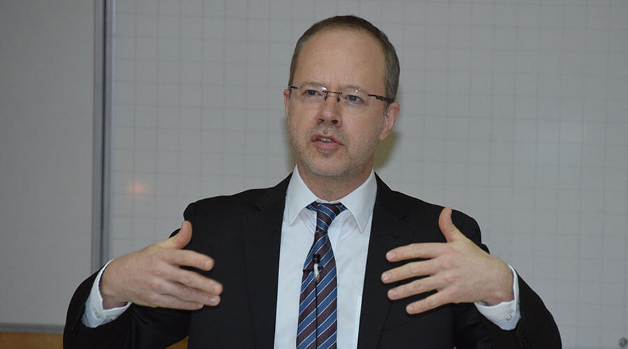 Research Collaboration (IIM Indore Faculty Visiting External Institutions)